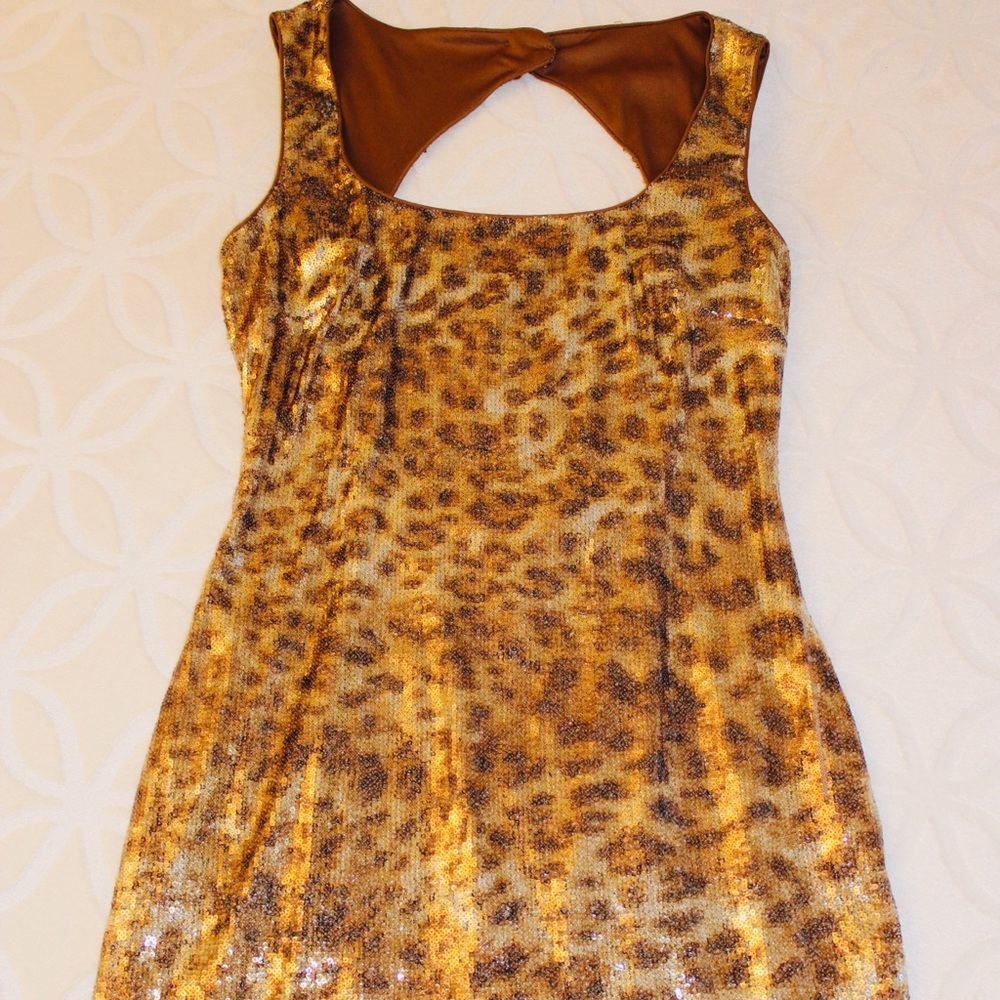 Cache leopard print cocktail dress size 10